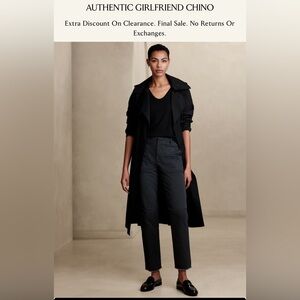 NWT Banana Republic Factory Authentic Chino Girlfriend fit, 0 Tall